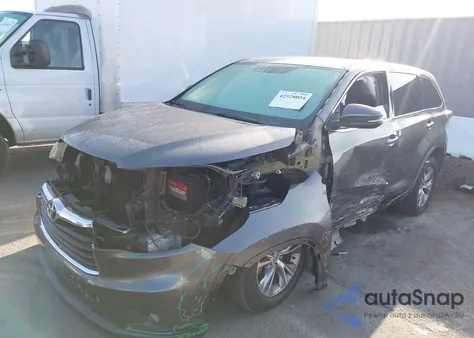 2015 Toyota Highlander Le Plus V6 from USA, damaged, VIN 5TDZKRFH9FS107055